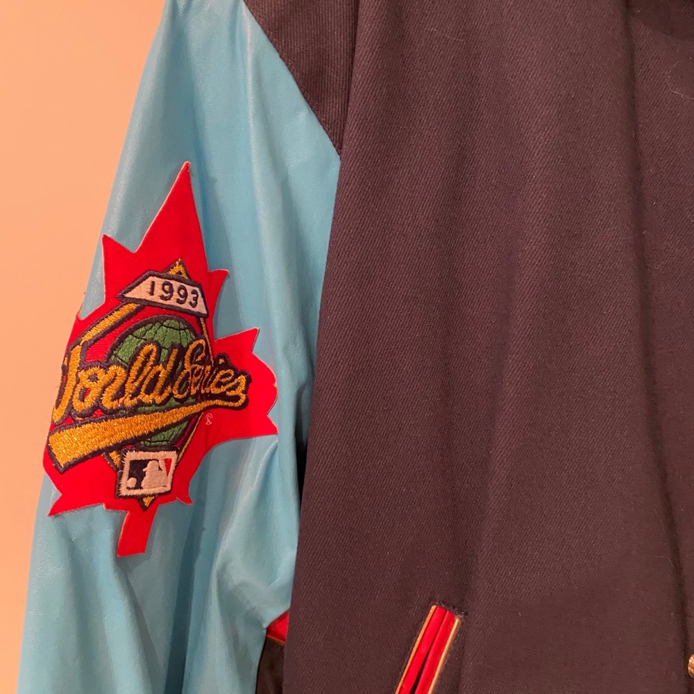 Blue jays jacket - Picture 3 of 5